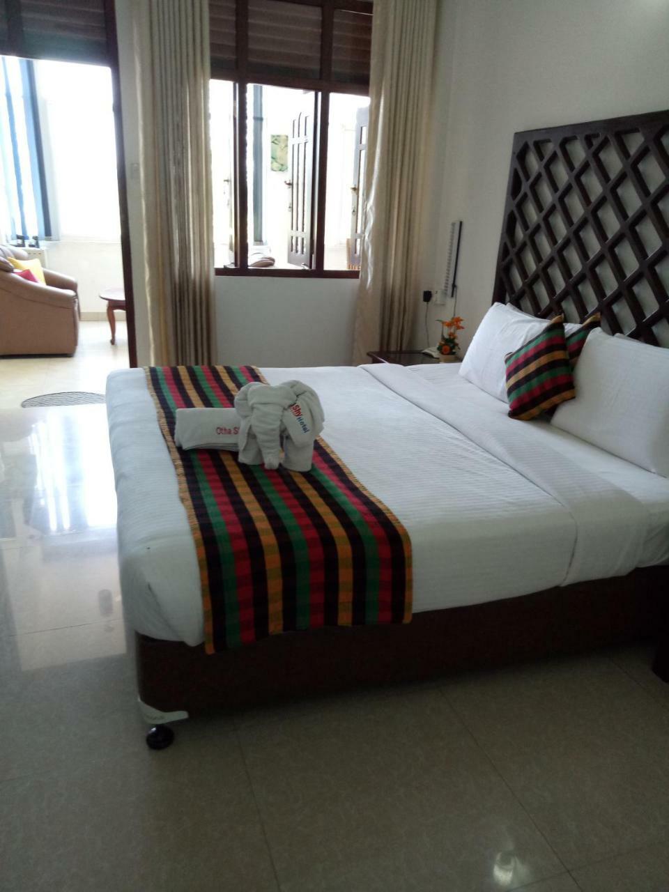 Otha Shy Airport Transit Hotel คาตุนายากา ภายนอก รูปภาพ